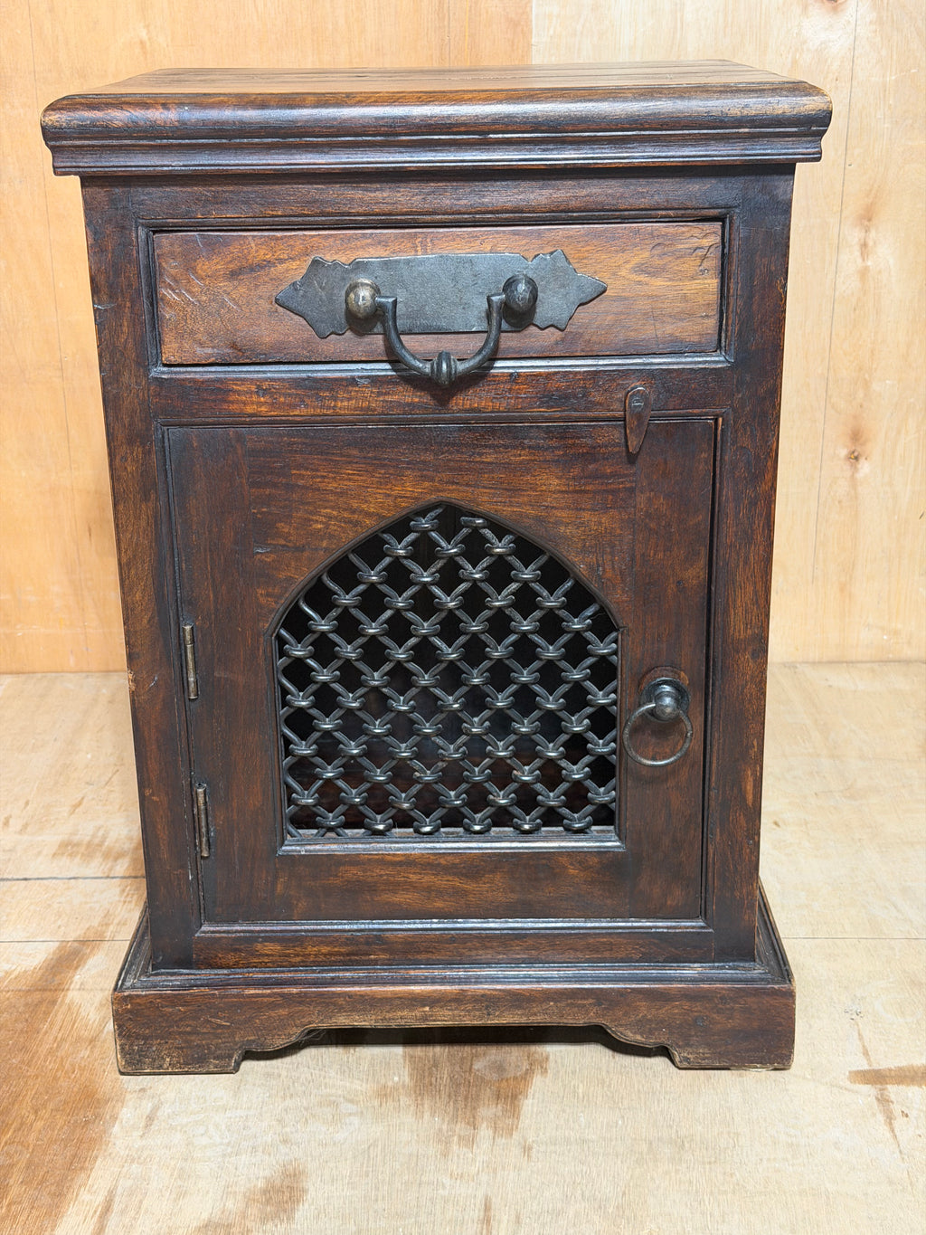 Solid Sheesham Wood Bedside Cabinet | Colonial Jali Lattice Arch Drawer