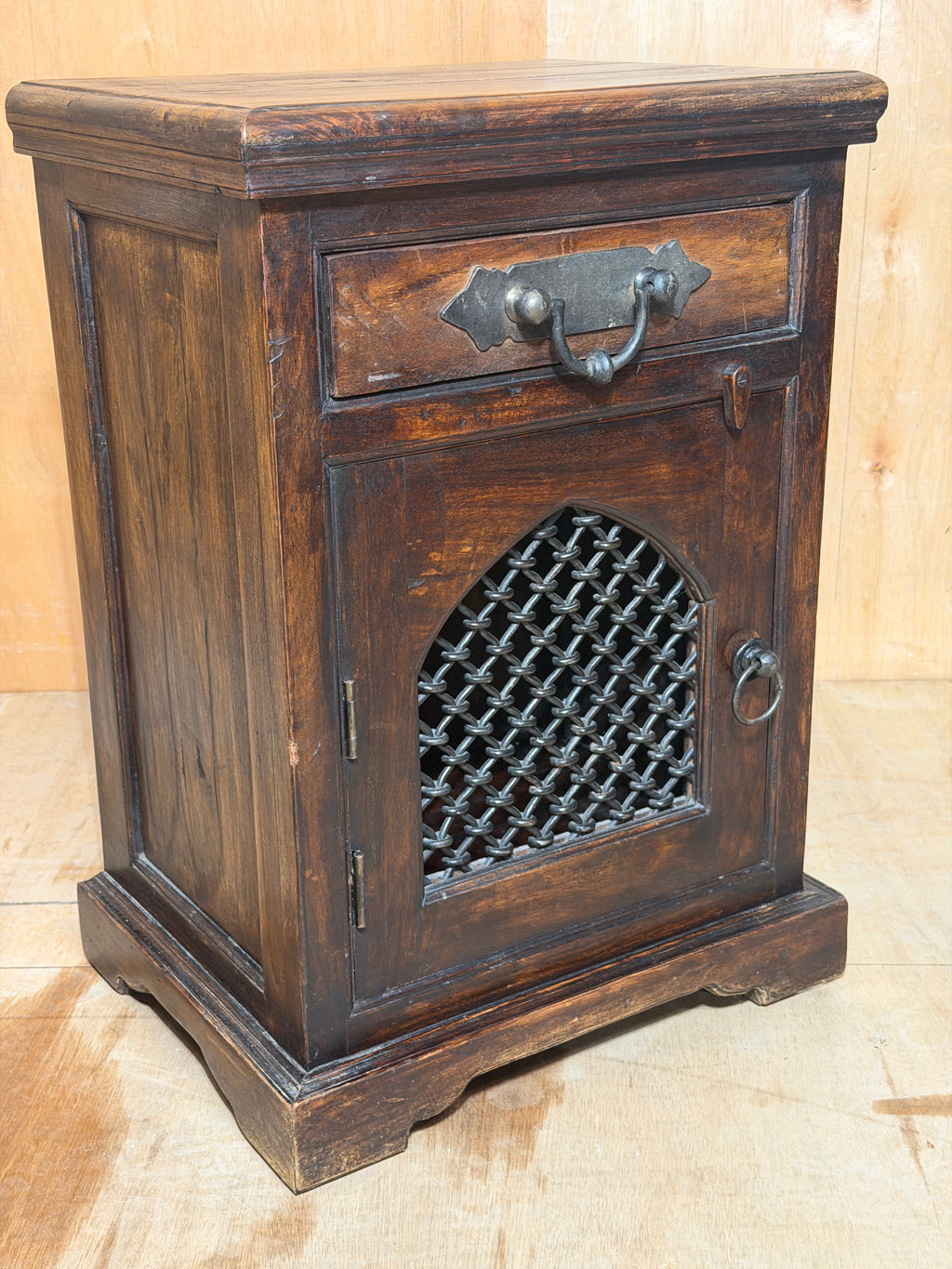 Solid Sheesham Wood Bedside Cabinet | Colonial Jali Lattice Arch Drawer