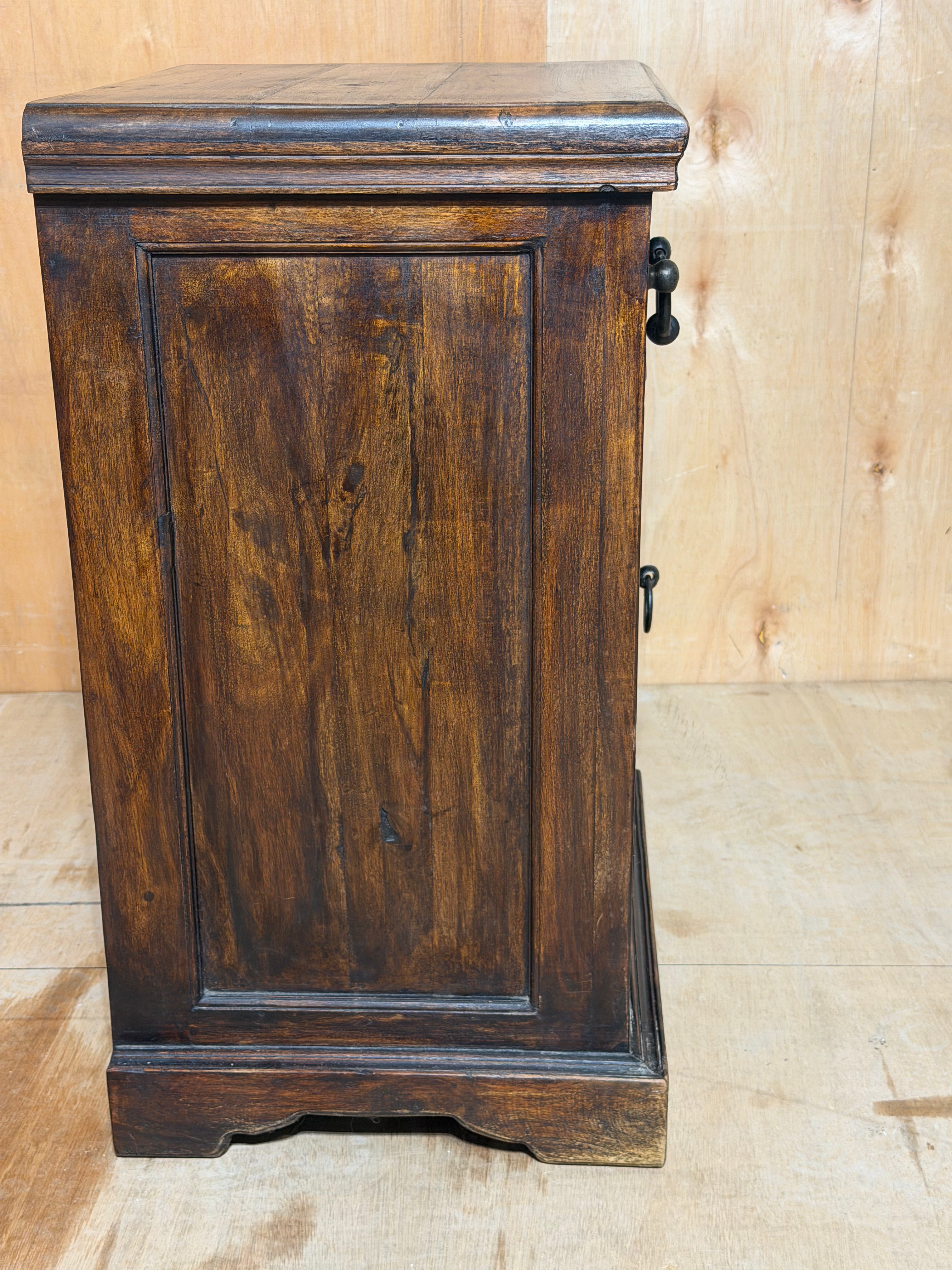 Solid Sheesham Wood Bedside Cabinet | Colonial Jali Lattice Arch Drawer